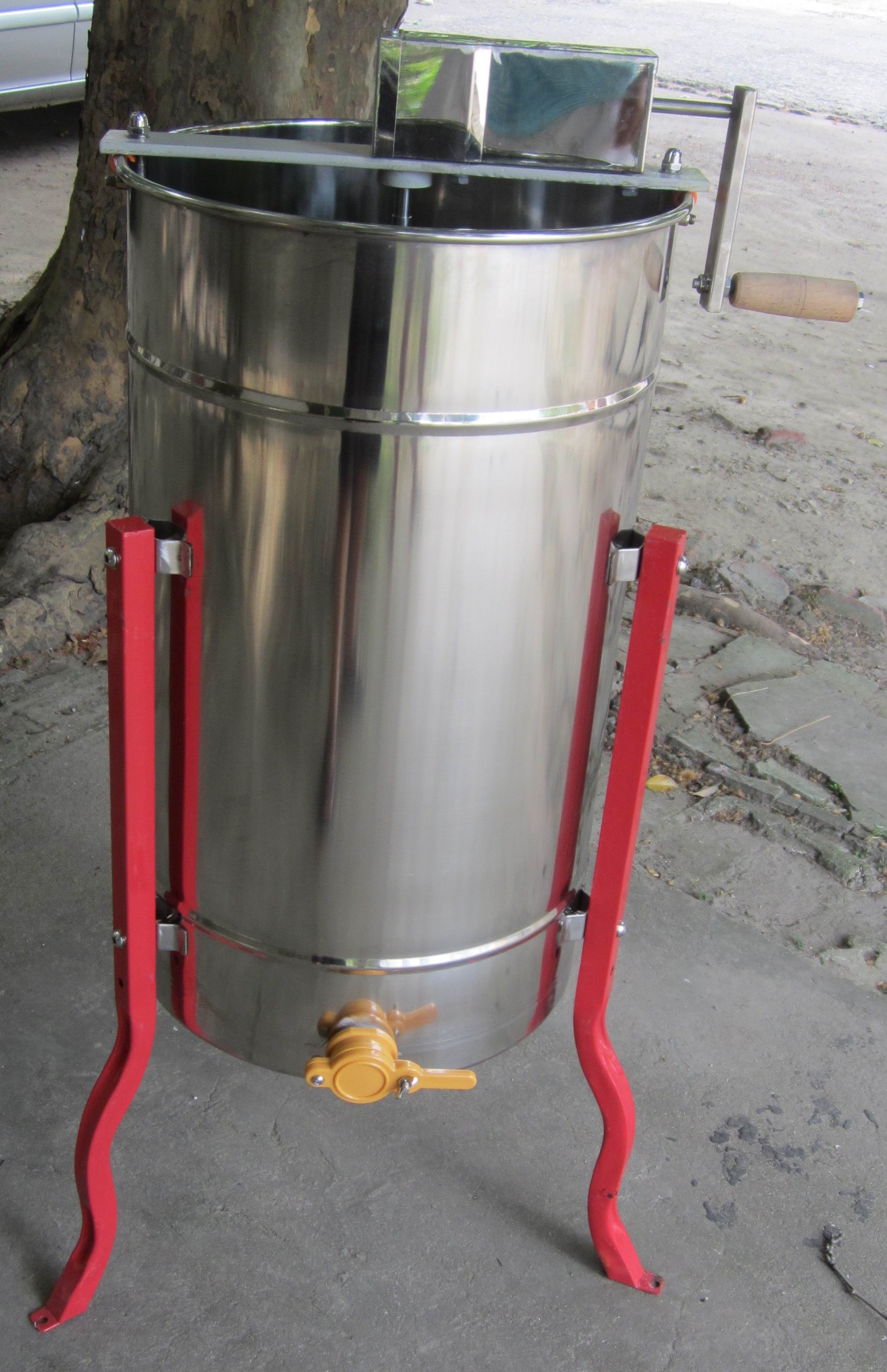 Honey Extractor